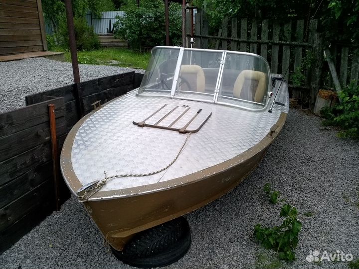 Лодка Прогресс 2М