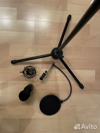 Микрофон nady SCM 2090, фильтр, стойка, держатель