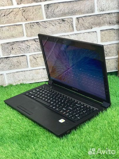 Lenovo 15.6 i5-2450M/rAM 8GB/SSD 120GB+HDD500GB