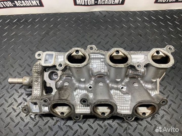 Впускной коллектор Toyota 3.0 1MZ