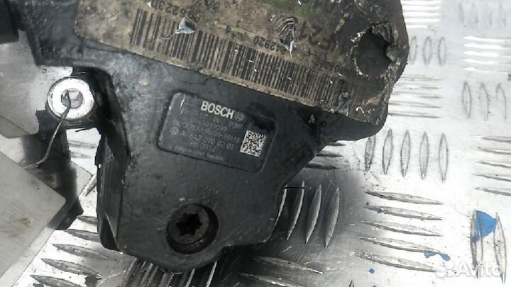 Насос топливный (тнвд) Mercedes-Benz CLS-Class