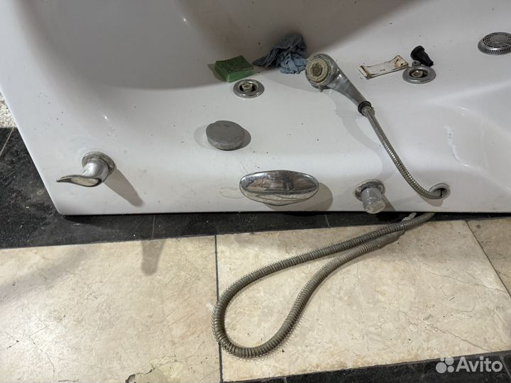 Ванна акриловая