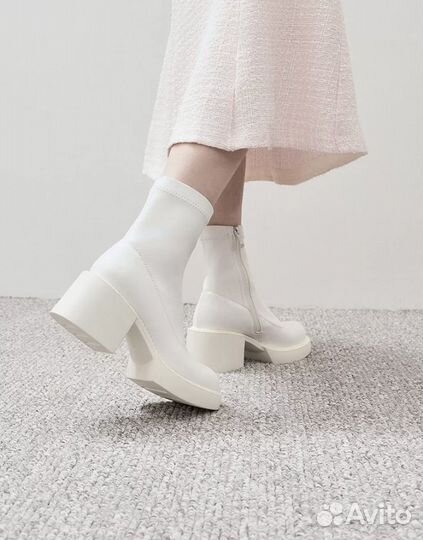 Ботинки на каблуке женские весна