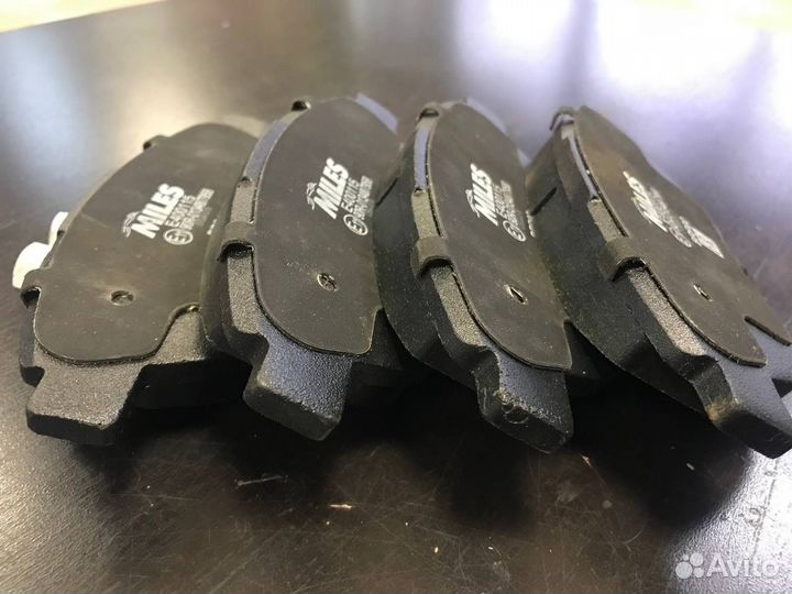 Колодки тормозные перед Geely Emgrand EC7 FE-1