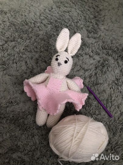 Вязаный зайка