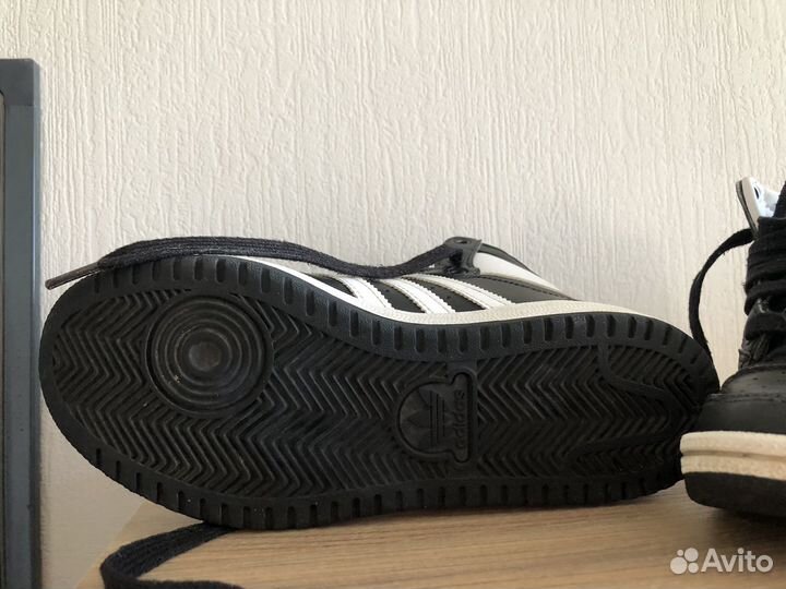 Adidas мужские кроссовки