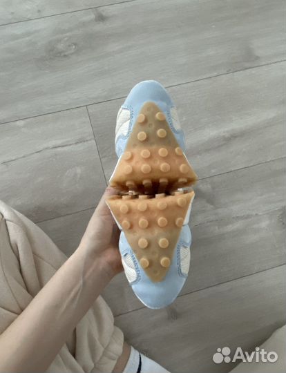 Кроссовка nb женскик размер 39