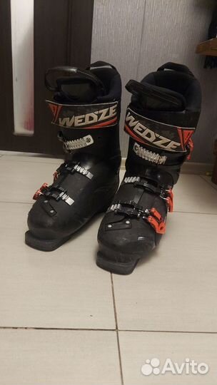 Горнолыжные ботинки