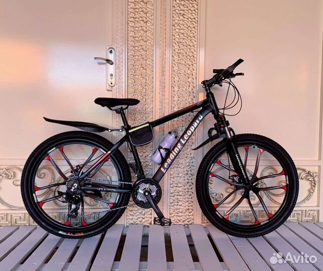 Велосипед на литых дисках