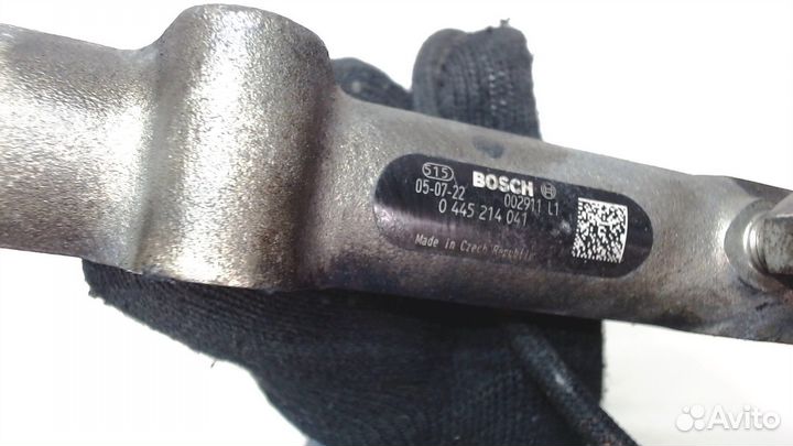 Рампа топливная Chrysler Voyager, 2006