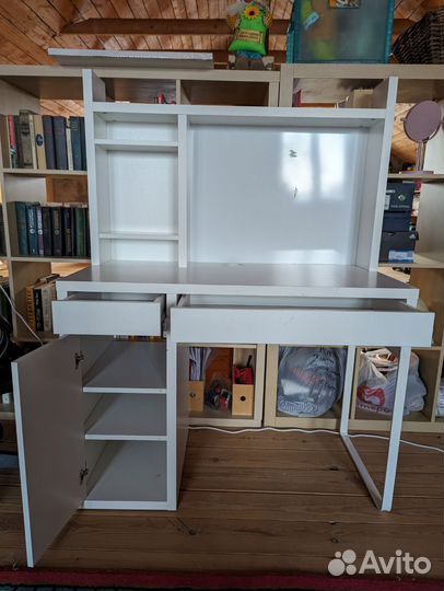 Письменный стол для школьника IKEA