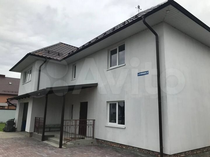 Дом 276 м² на участке 10 сот.