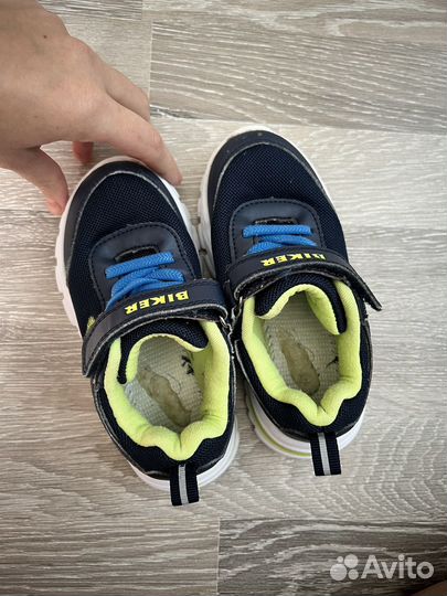 Кроссовки для мальчика 27