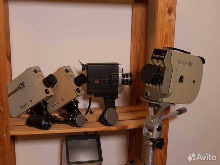 Коллекция кинокамер и техники кино СССР
