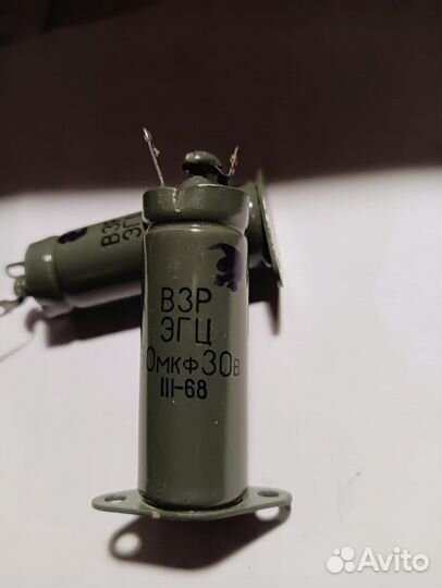 Конденсаторы взр эгц и мгбц разные