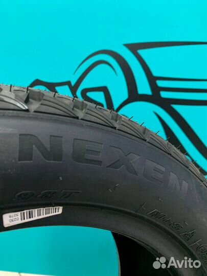 Nexen Winguard Ice Plus 215/55 R17 98T