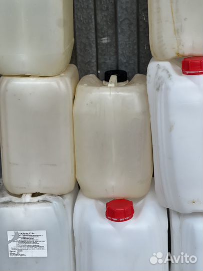 Канистра пластиковая 20 литров, 10 литров бу