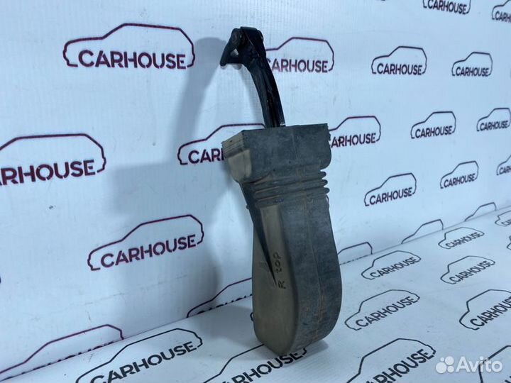 Ограничитель двери задний правый Volkswagen