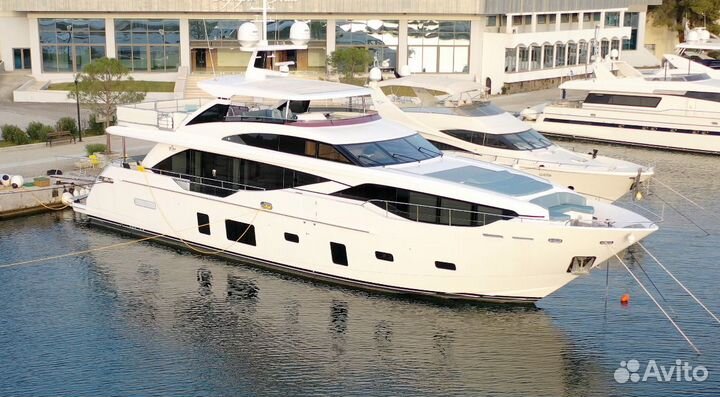 Моторная яхта Princess 30M