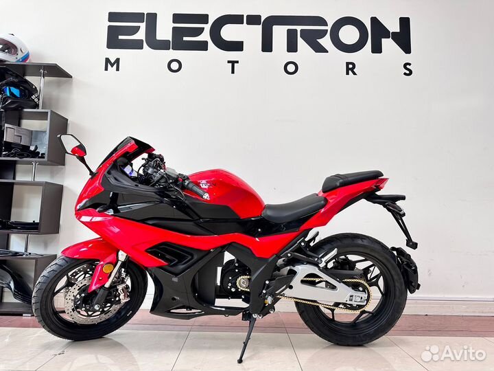 Электромотоцикл BMW RR