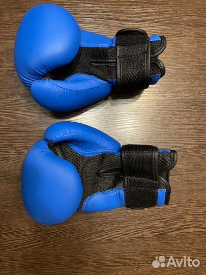 Боксерские перчатки детские 6oz