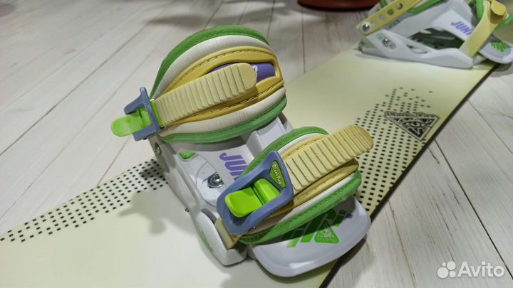 Сноуборд 144 black fire + крепления