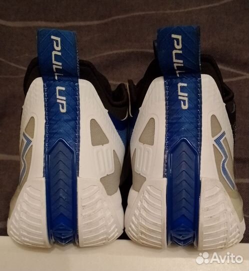 Кроссовки мужские 42 размер