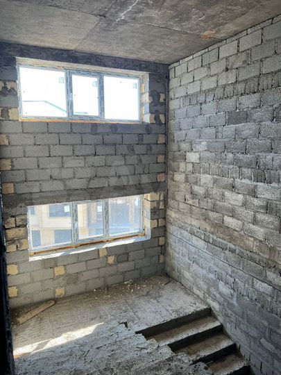 2-к. квартира, 65 м², 3/3 эт.