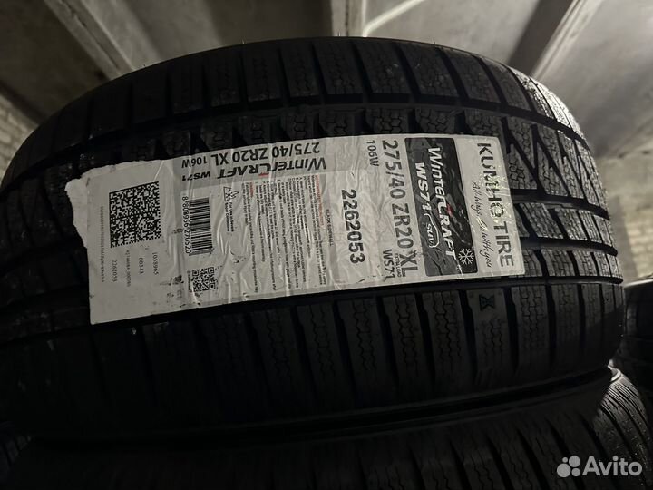Kumho WinterCraft WS71 275/40 R20 и 315/35 R20 110W
