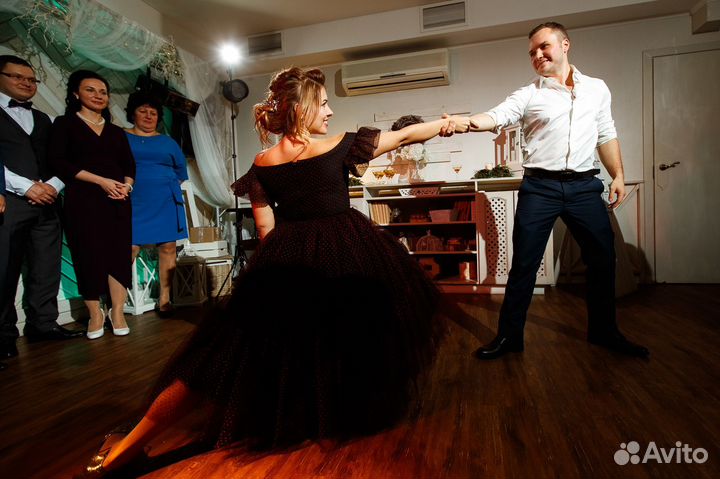 Свадебный танец, Свой зал для занятий