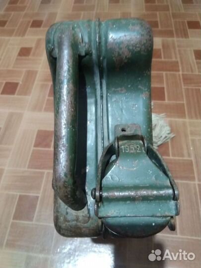 Канистра металлическая 5-литровая аж 1952-ого года