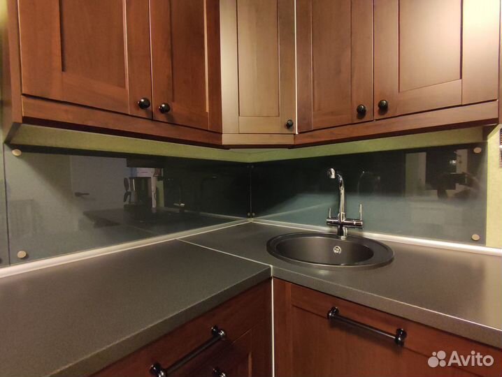 Кухонный фартук (стеновая панель)