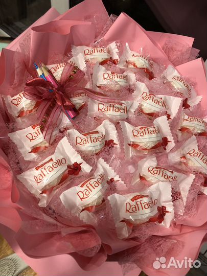 Букет из конфет рафаэлло на День Учителя
