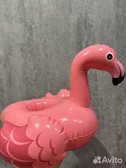 Надувной держатель для стаканов бутылок intex