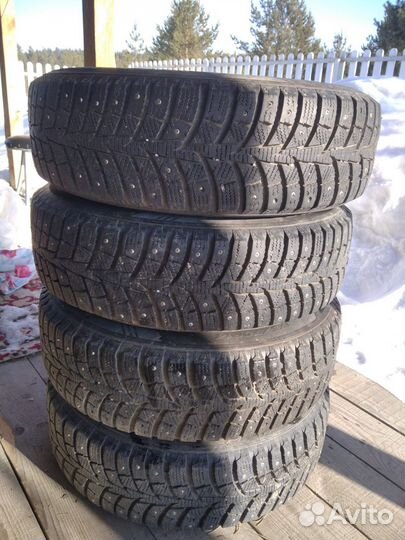 Колеса шипованные 175/70 R14 laufenn