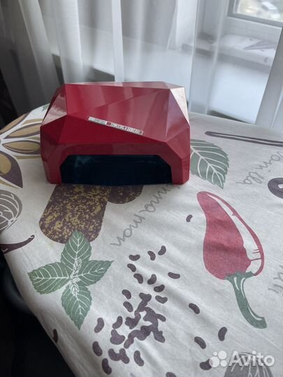 Уф лампа для ногтей