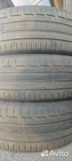 Continental ContiPremiumContact 6 215/55 R17 94V