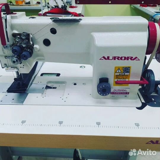 Двух игольная промышленная швейная машина