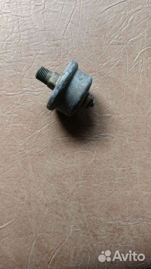 Датчик давления масла