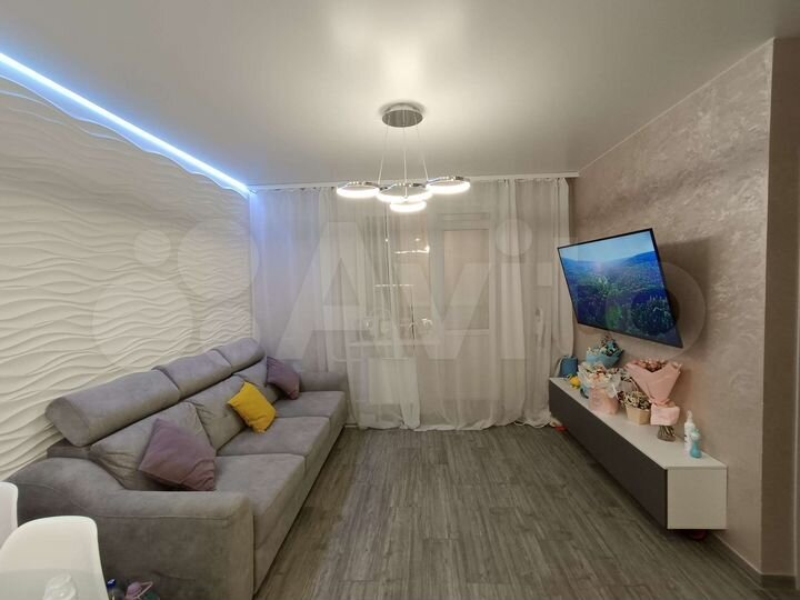 3-к. квартира, 65 м², 1/9 эт.