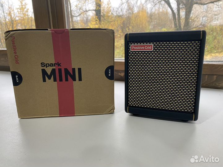 Комбоусилитель Positive Grid Spark Mini черный