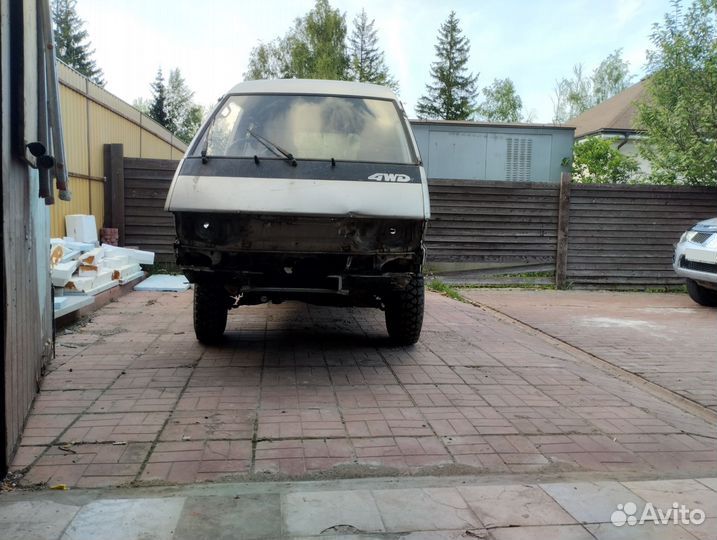 Альковный Toyota Town Ace, 1989