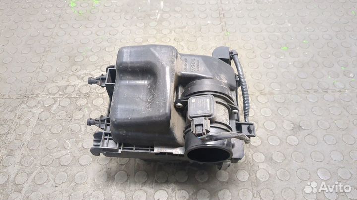 Корпус воздушного фильтра Nissan Juke