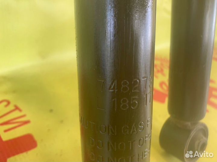 Амортизатор подвески задний Skoda Octavia