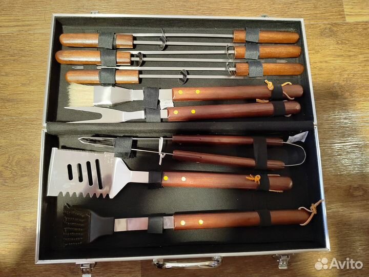 Набор для барбекю в кейсе