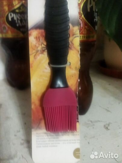 Кисточка силиконовая для выпичеи