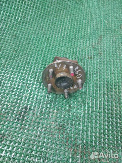 Ступичный узел задний левый Toyota Vista Ardeo