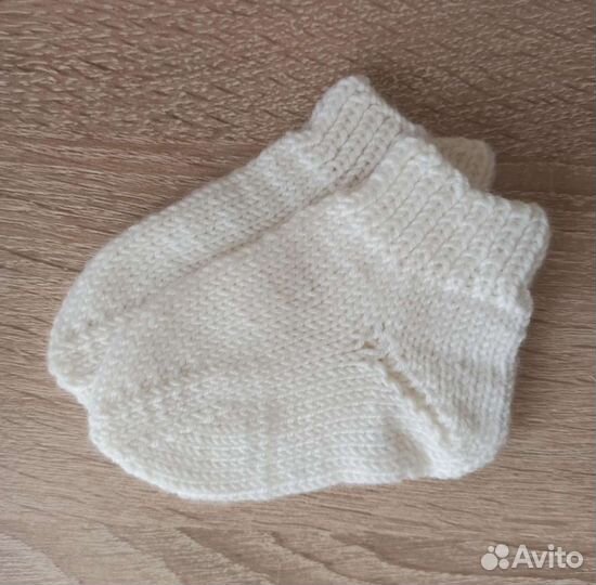 Носочки вязаные детские, для новорожденных (ручная