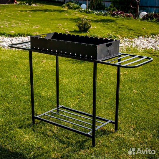 Мангал разборный с крышей и мангальная зона