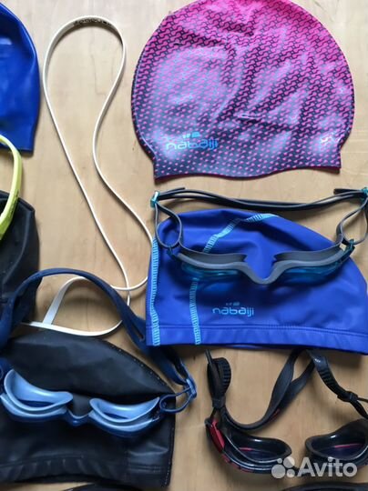Очки и шапочки для плавания